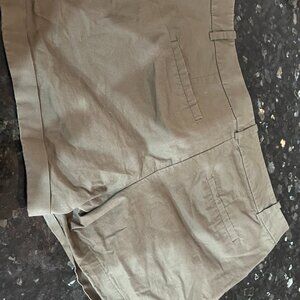 The Limite Shorts - Size 10 - Olive Green - Pre-owned